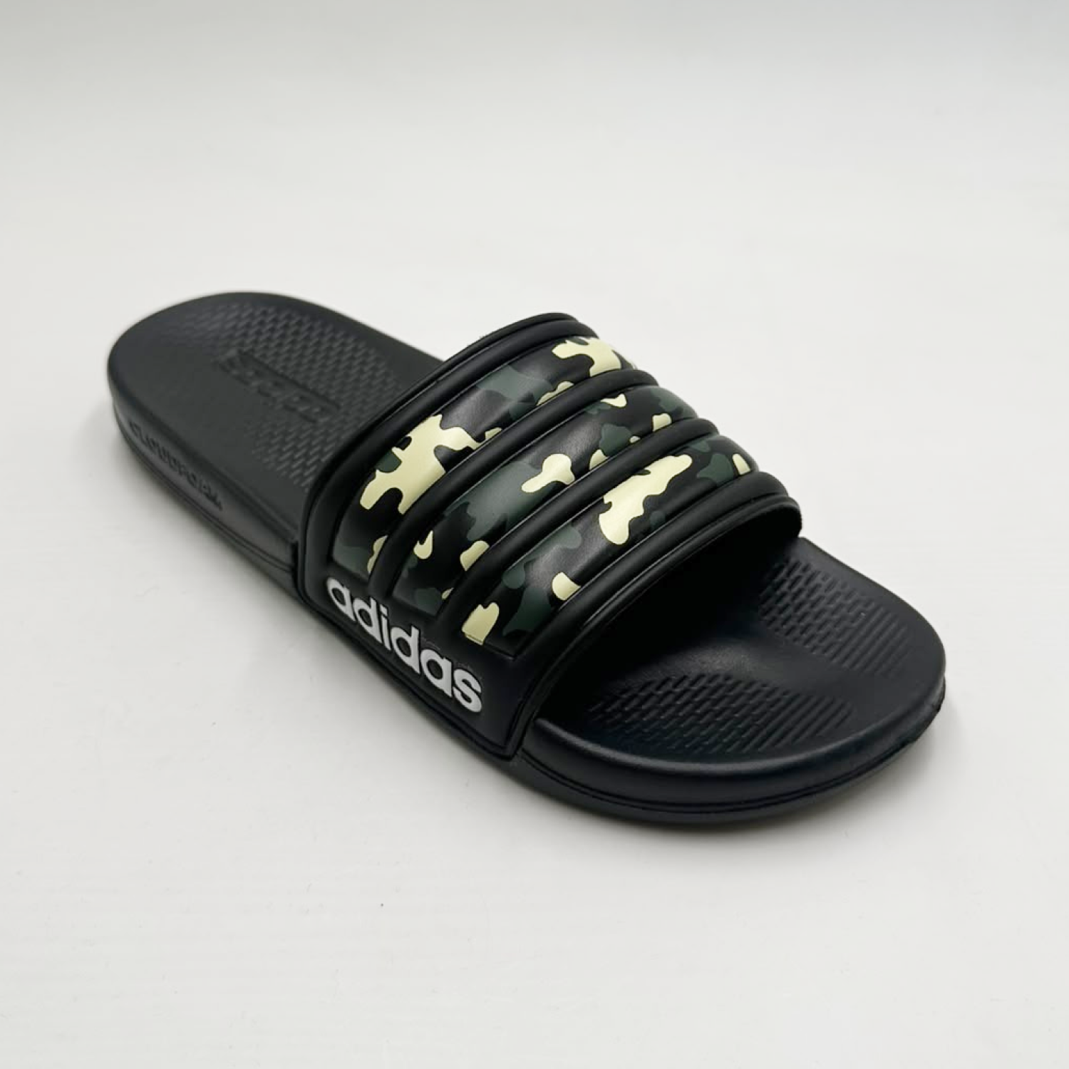 Frame 1597883626 (2) Adidas Shower Slides - Image 1