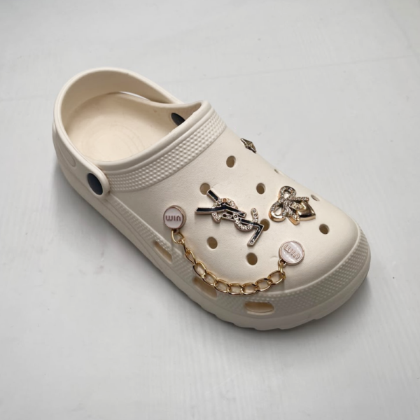 Girl's Crocs Dora D4